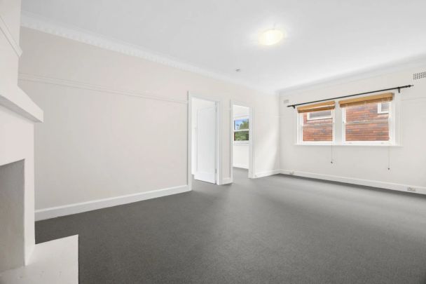 Bright Two-Bedroom Apartment with Garage Inspect Now - 0401 950 044 - Photo 1