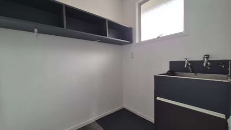 3 Bedrooms, Orewa - Photo 2