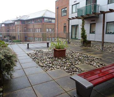 1 bedroom flat to rent - Photo 6