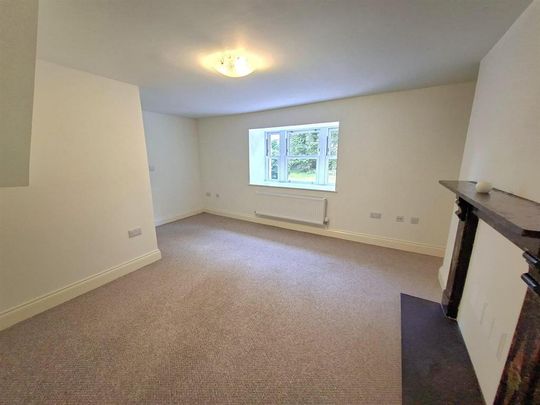 4 bedroom barn conversion to rent - Photo 1