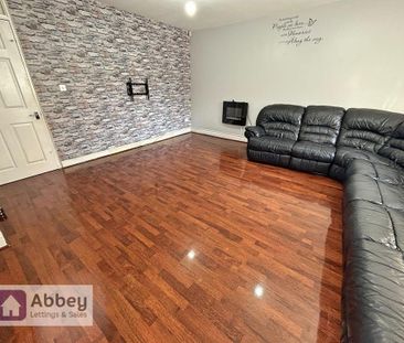 5 bedroom terraced house to rent - Photo 3