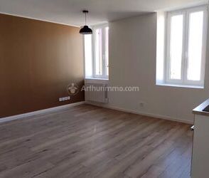Location Appartement 2 pièces 45 m2 à Carmaux - Photo 3