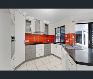 15 Jasmine Drive, Blacks Beach, Qld 4740 - Photo 1