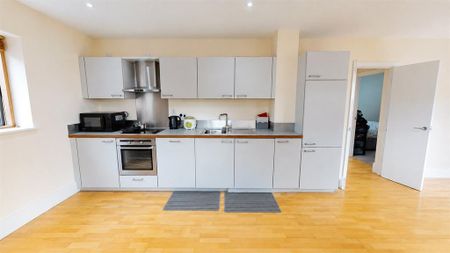 2 bedroom apartment to rent - Photo 5