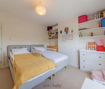 3 bedroom terraced house to rent - Photo 3