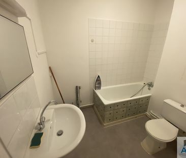 Roanne, 12 Rue Jean Puy, Résidence "Le Marivaux" - Photo 6