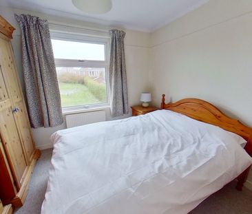 2 bedroom semi-detached house to rent - Photo 2