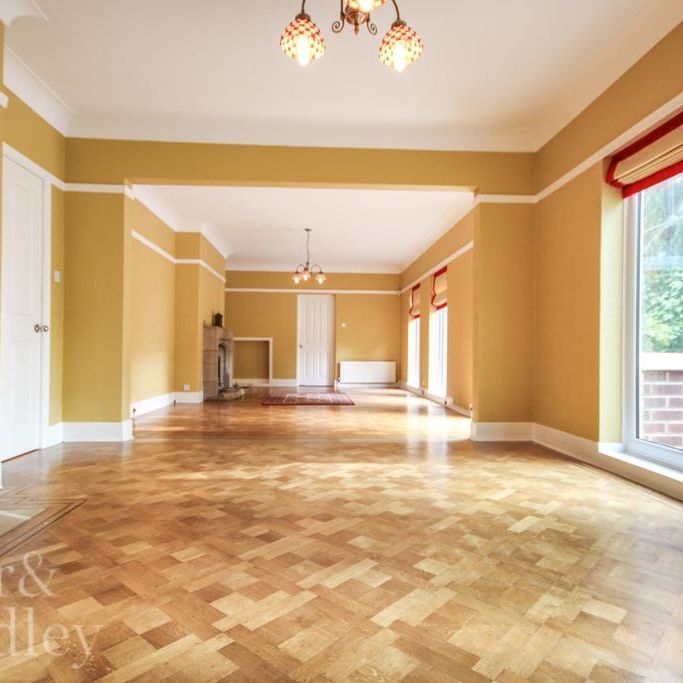 6 bedroom detached house to rent - Photo 1