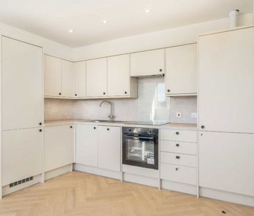 Lordship Lane, SE22, London - Photo 3