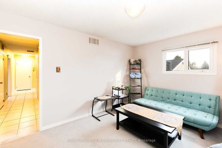 For Lease - 35 Wildwood Avenue Unit# 2, Richmond Hill, Ontario - Photo 3