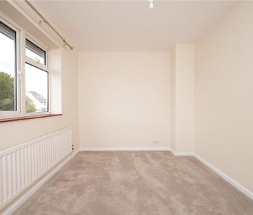 5 bedroom semi-detached house to rent - Photo 6