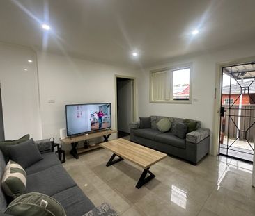 Charming Two-Bedroom Granny Flat - Photo 1