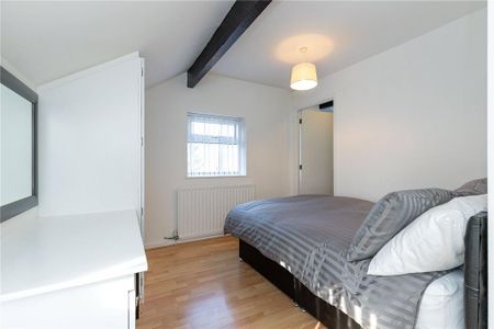 1 bedroom detached house to rent - Photo 4