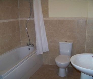 2 bed apartment to rent in NE25 - Photo 3