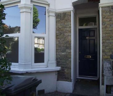 Twickenham Road, Leytonstone, London, E11 - Photo 3