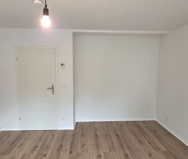 Helle 4-Zimmer-Wohnung mit Balkon im 2. Stock in Lünen-Hirtenweg - Foto 3