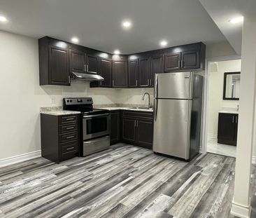 For Lease - 21 Exhibition Crescent, Brampton, Ontario - Photo 1