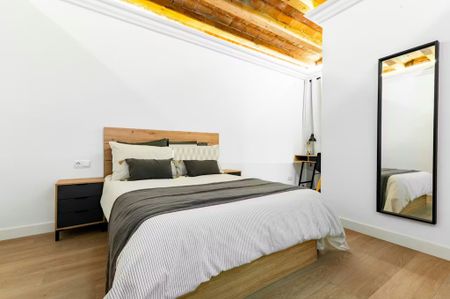 Carrer d'Aragó, Barcelona, Catalonia 08007 - Photo 4