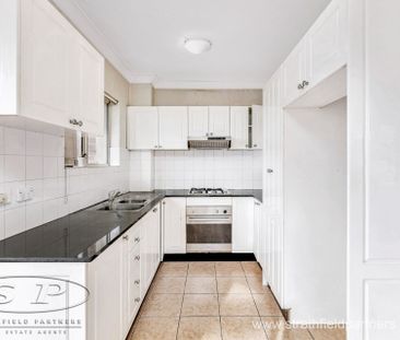 Close to all amenities - Photo 1