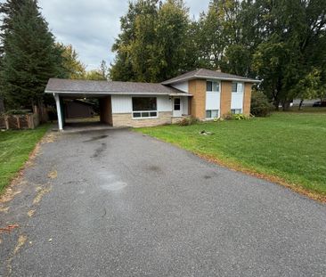 For Lease - 7 Lennox Street, Stittsville - Munster - Richmond, Ontario - Photo 2