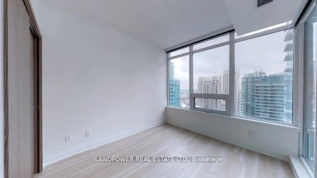 19 Bathurst Street #2716 - Photo 2