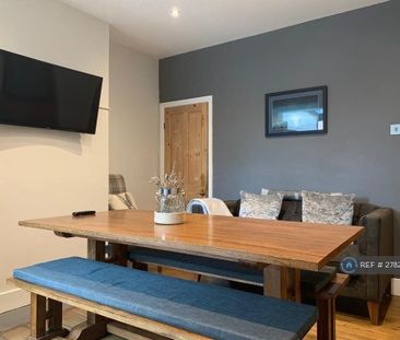 4 bedroom terraced house to rent - Photo 2