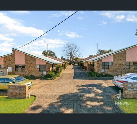 1/27 Mia Street, Wyreema, Qld 4352 - Photo 2