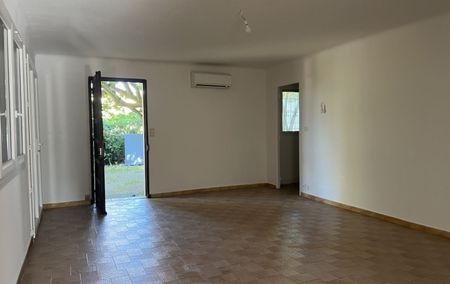 Location Appartement P3 Bas de villa Marseille 13ème - Photo 5
