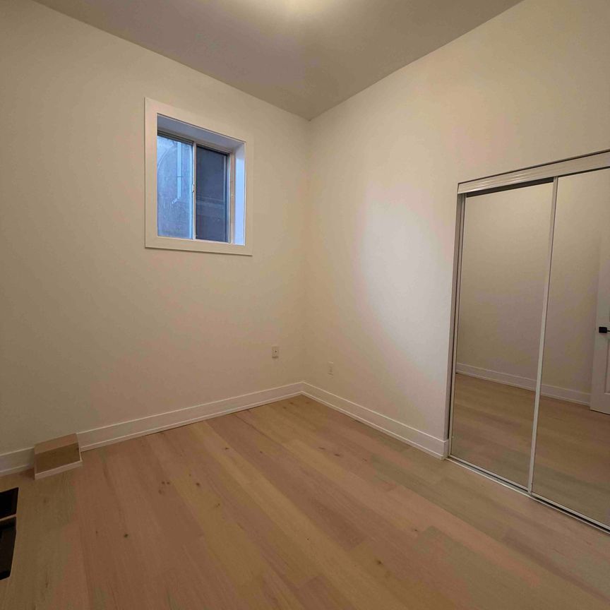 For Lease - 2245 Dundas Street Unit# 102, Toronto, Ontario - Photo 1