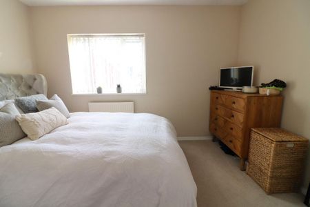 2 Bedroom Terraced To Rent - Photo 3