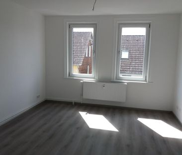 - Sanierte 3-Zimmer-Dachgeschoss Wohnung in Vienenburg - - Foto 4