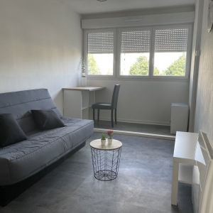 Location Appartement 1 pièce 25m² TROYES 10000 - Photo 2