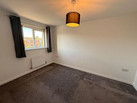 3 bedroom mews to rent - Photo 4