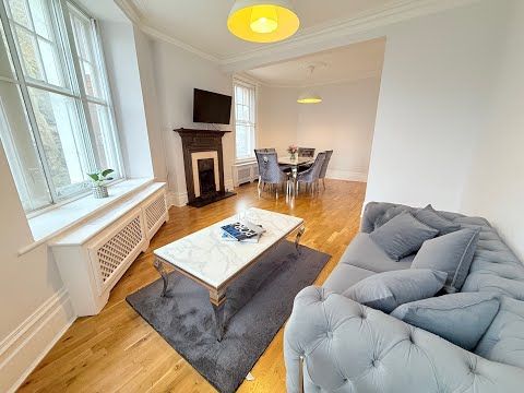 3 Bed Flat, Pond Street, NW3 - Photo 1
