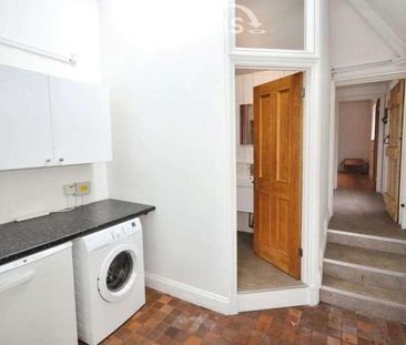Hitcham Place, Taplow Common Road, Burnham, Slough, SL1 - Photo 3
