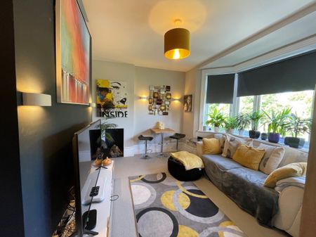 Monument Green, Weybridge, KT13 flat to rent - Photo 3