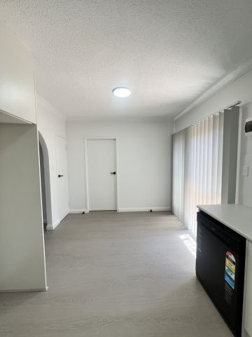 4/214 Trimmer Parade, Seaton SA 5023 - Townhouse For Rent | Domain - Photo 2