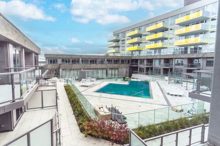 For Lease - 333 Sunseeker Avenue Unit# 220, Innisfil, Ontario - Photo 3