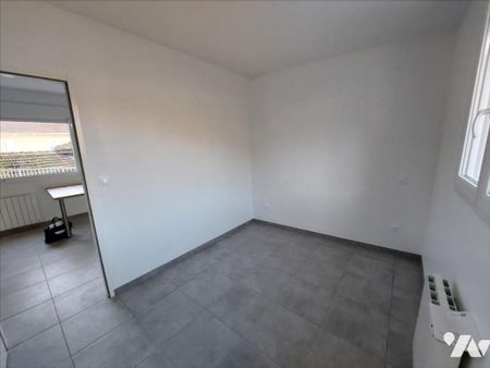 Appartement avec terrasse - Photo 2