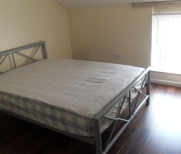 4 Bed Terraced House, Barrington Road, L15 - Photo 6