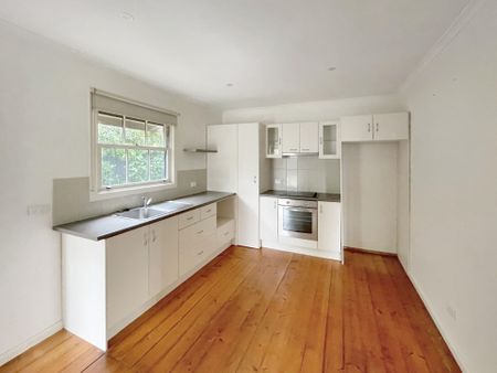 65 Hopetoun Street, Ballarat East - Photo 2