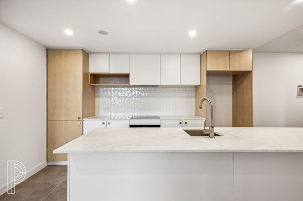 Modern 2-Bedroom Apartment in WOVA – Luxury Living in the Heart of Canberra! - Photo 1