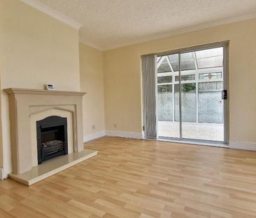 15 Mountview Drive, Dromore, BT25 1BP - Photo 2