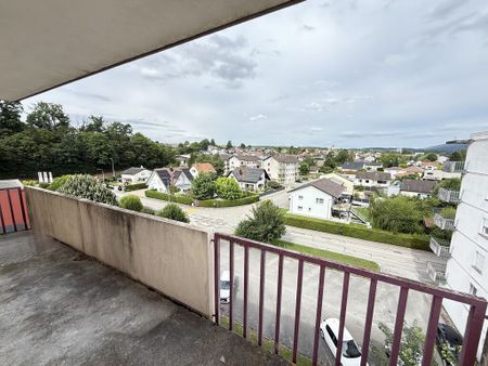 In a quiet neighborhood close to nature - Photo 5