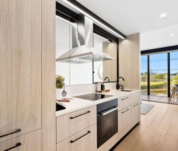 112/45 Eastlake Parade, Kingston - Photo 6