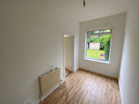 Castlemilk Road, Croftfoot | £950 Monthly - Photo 3