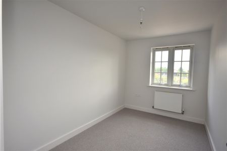 West Field Lane, St. Osyth Priory, Clacton-on-Sea, CO16 8GW - Photo 4