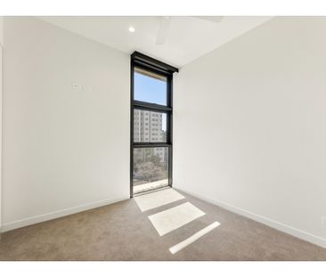 Trellis by Aria - Photo 4