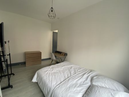APPARTEMENT T2 MEUBLÉ QUARTIER SAINT PIERRE - Photo 4