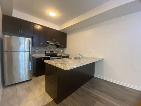 For Lease - 15 Heron Park Place Unit# 5, Toronto, Ontario - Photo 4